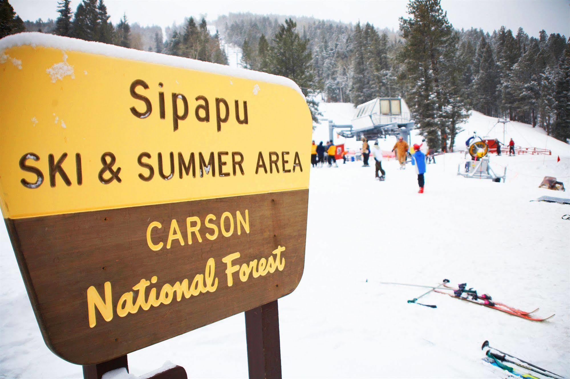 Sipapu Ski And Summer Resort Taos Buitenkant foto